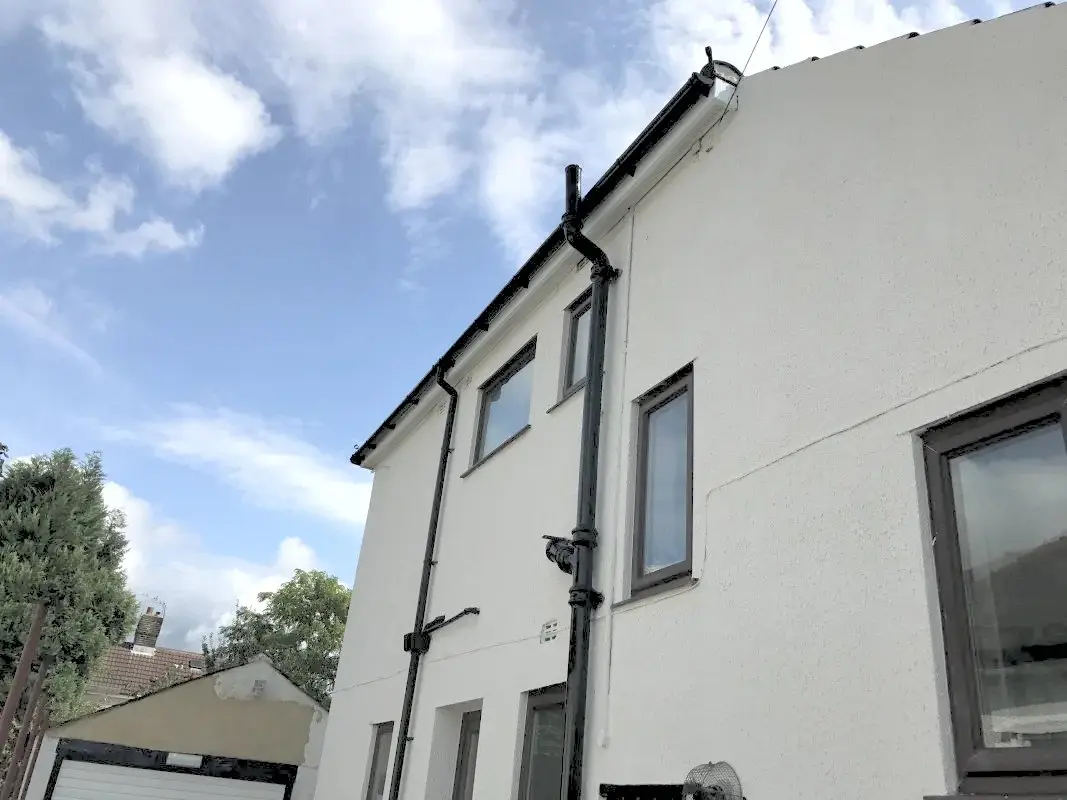 Fascias, soffits and guttering by Broomhill Roofing, photo 2