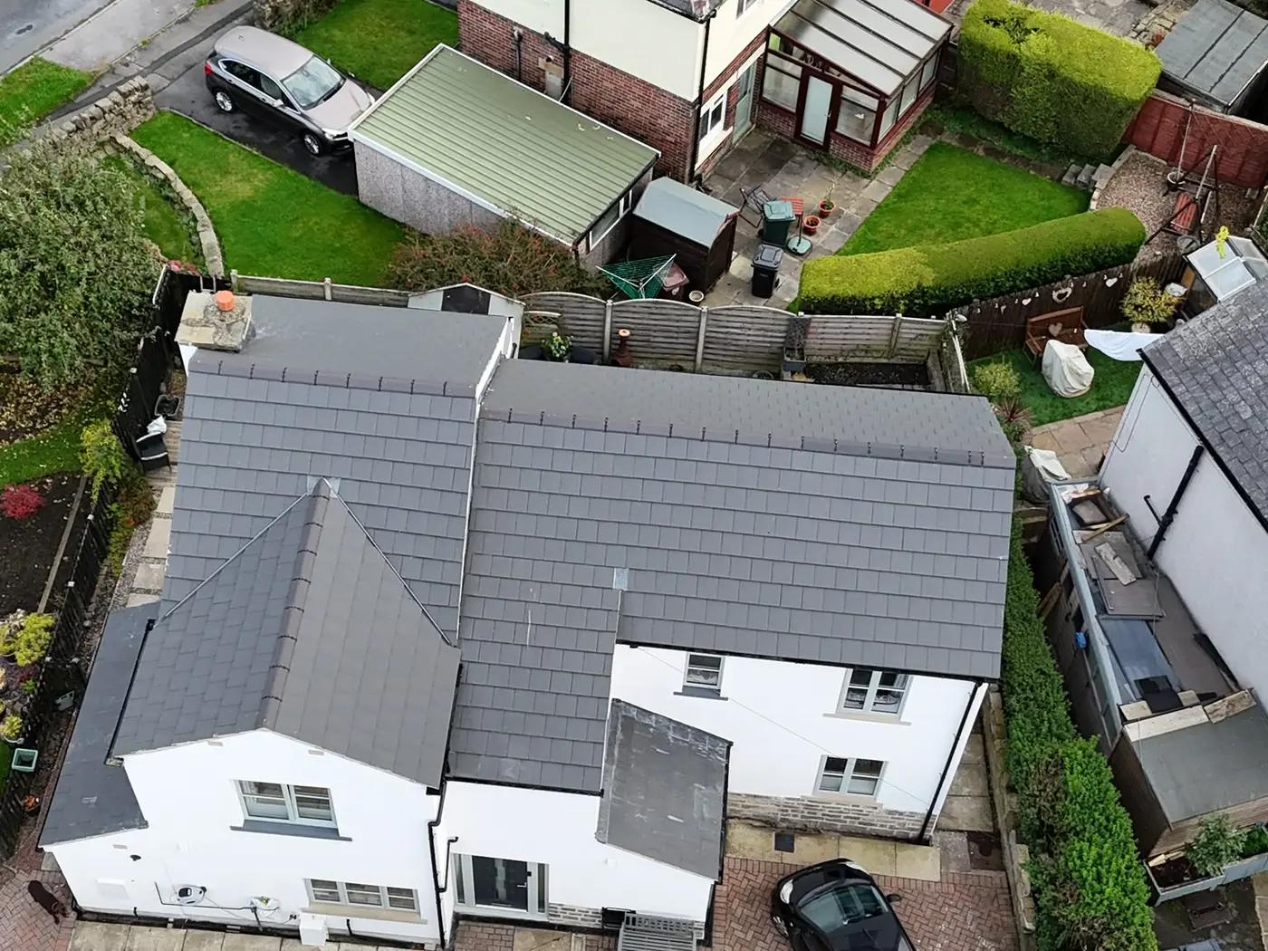Tiled roof by Broomhill Roofing, photo 2